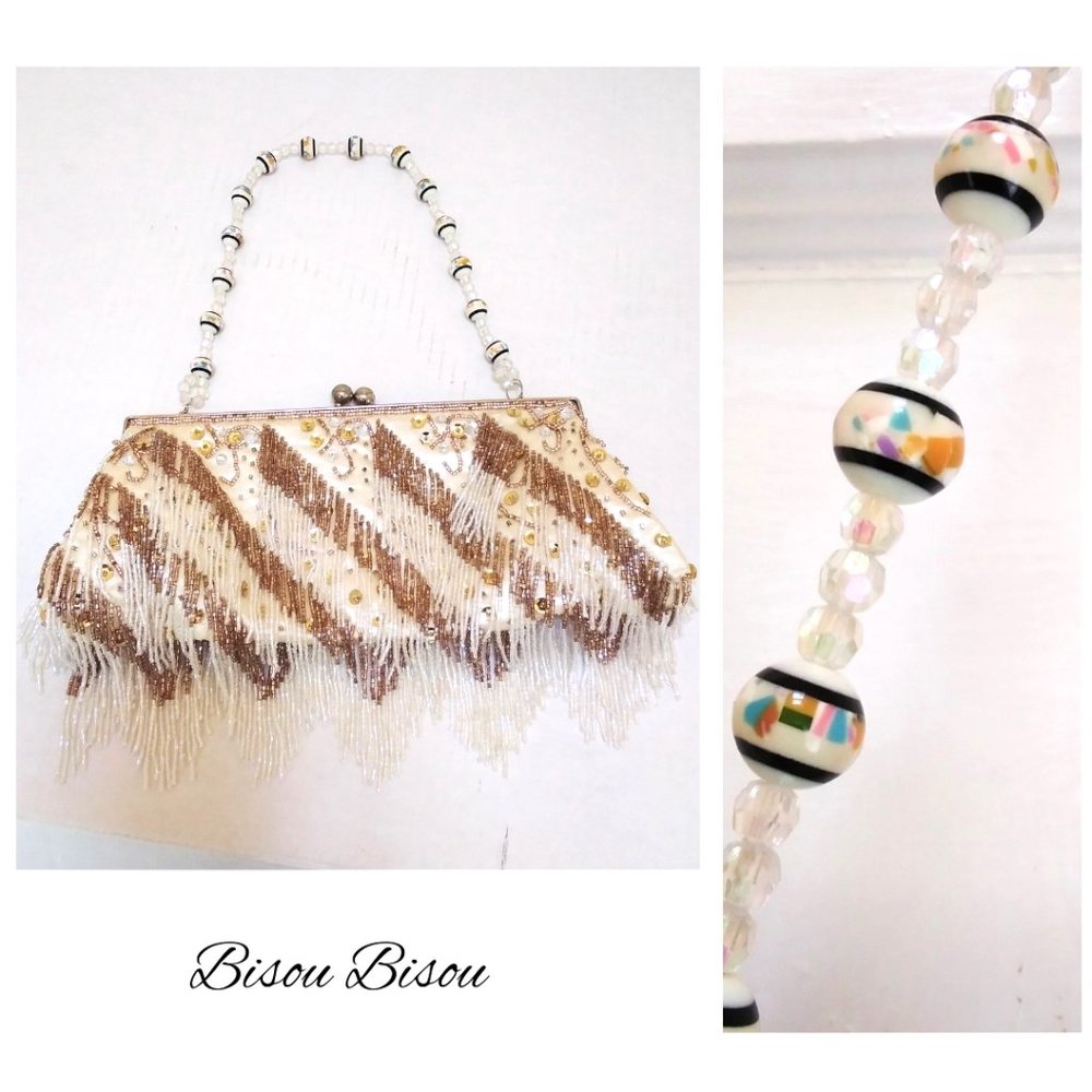 Bisou Bisou Clutch